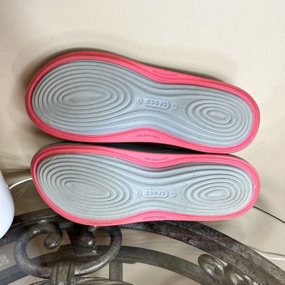 Crocs Skylar Tone Slingback Flat Slip‎ On Shoes Women's Size 7 Gray Pink EUC! - Picture 7 of 8
